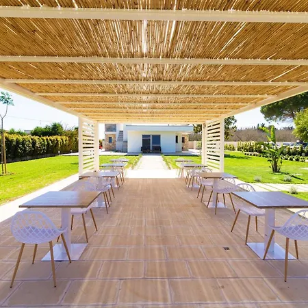 Sound Garden Charming Bed & Breakfast Torre dell'Orso