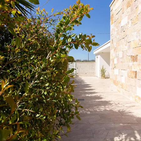 Sound Garden Charming Bed & Breakfast Torre dell'Orso